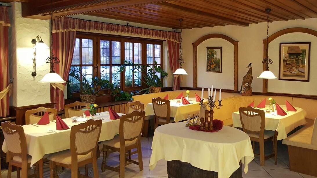 Winzergarten Hotel-Restaurant Grosskarlbach Esterno foto